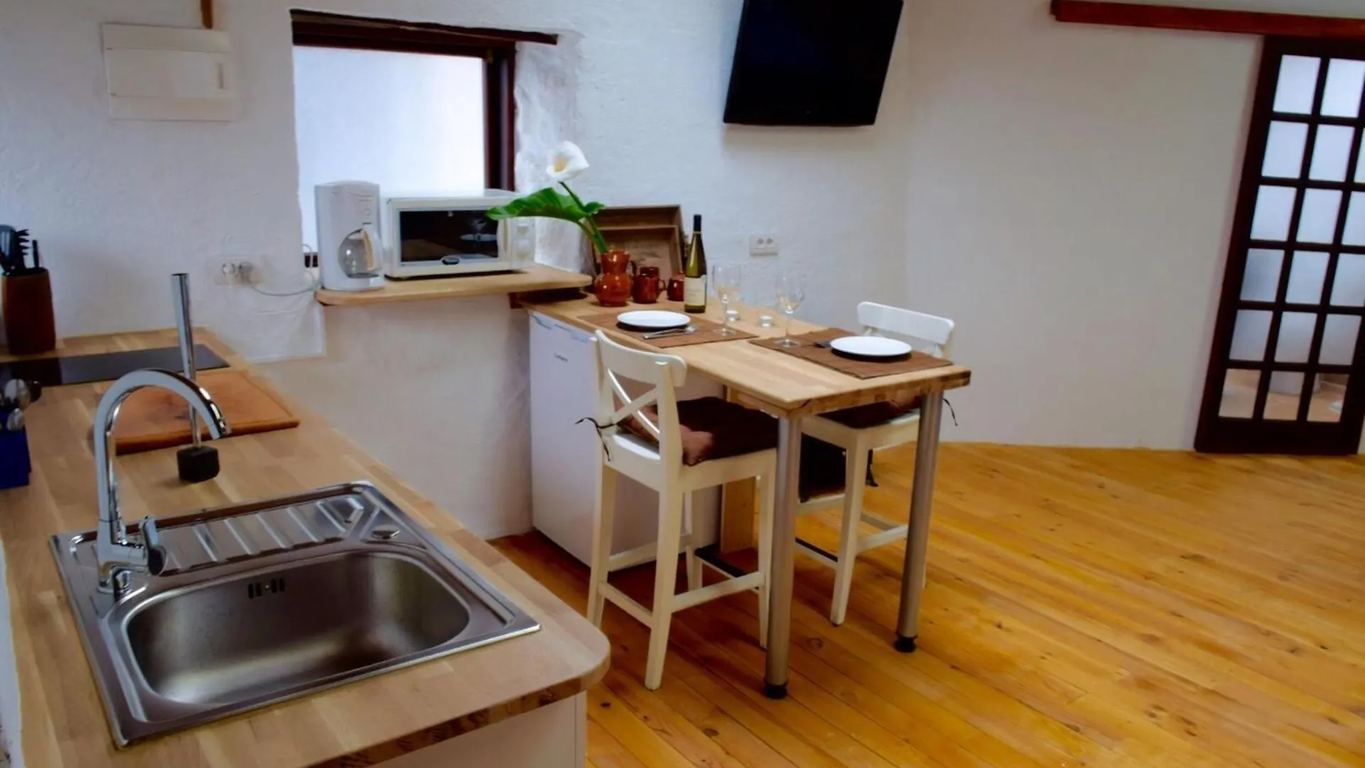 איקוד דה לוס וינוס Nachhaltig Betriebenes Ferienhaus In Einem Typisch Kanarischen Dorf 0*, איקוד דה לוס וינוס